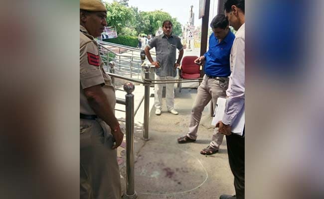 Men On Bike Allegedly Open Fire Outside Delhi Court, 2 Injured
