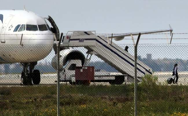 EgyptAir Plane Hijacked To Cyprus, Most Passengers Freed