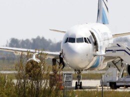 EgyptAir Plane Hijacker Arrested, Hostages Safe: 10 Developments EgyptAir Plane Hijacker Arrested, Hostages Safe: 10 Developments