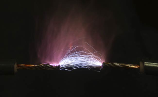 New Fuel Cells To Turn Urine Into Electricity