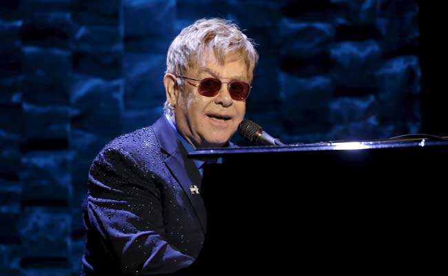 Pop Legend Elton John Announces Final Tour