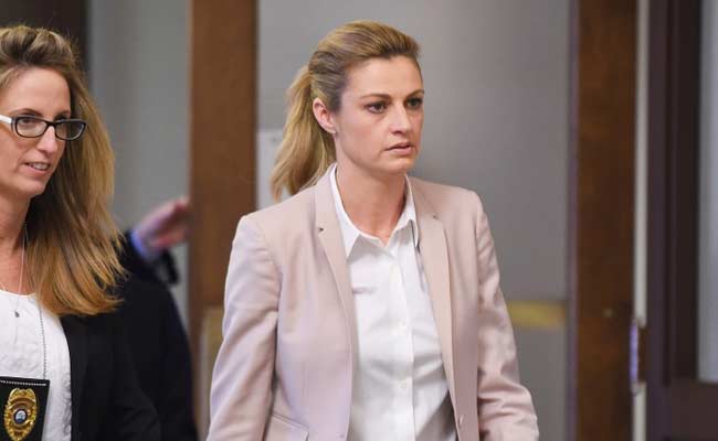 Espn Reporters Female Nude Porn - The Ordeal Of Sportscaster Erin Andrews: 'Oh My God...I Was Naked All Over  The Internet'