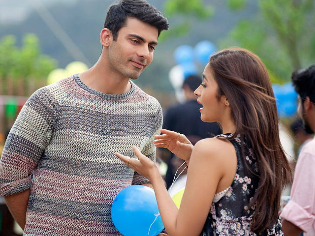 Fawad Khan Reveals What Was Alia Like on the Sets of Kapoor And Sons