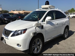 कार खुद ही चलकर घर-घर करेगी पिज्जा की डिलवरी, फोर्ड की सेल्फ ड्राइविंग कार का परीक्षण कार खुद ही चलकर घर-घर करेगी पिज्जा की डिलवरी, फोर्ड की सेल्फ ड्राइविंग कार का परीक्षण