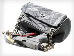 इस कॉलेज में छात्रों और प्रोफेसरों को बंदूक लेकर जाने की छूट इस कॉलेज में छात्रों और प्रोफेसरों को बंदूक लेकर जाने की छूट