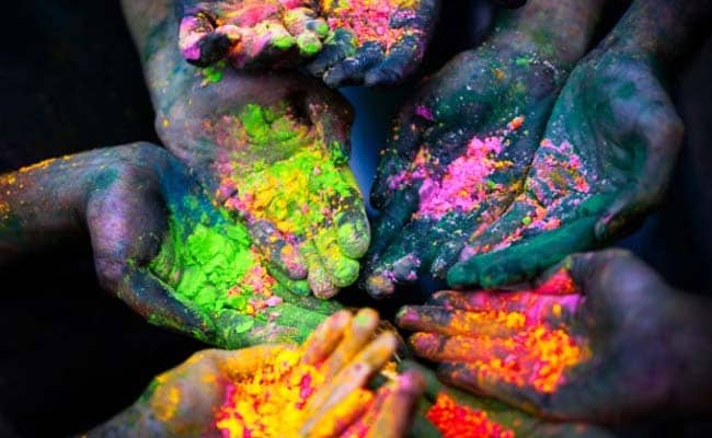 Egypt Rejoices Amidst Rocking Cheers And Colours Of Holi