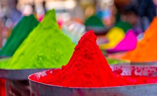 Holi 2020: 8 Ways You Can Protect Your Skin from Harmful Colours