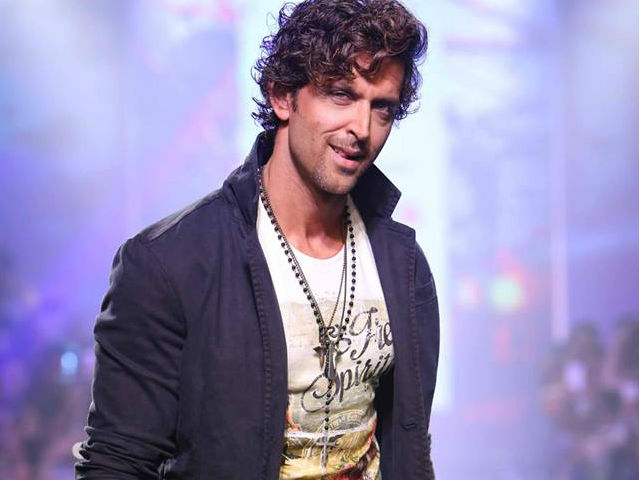 Hrithik Roshan Wants to do a Bond Film in Hindi, '<i>Par Koi Likhta Hi Nahi</i>'