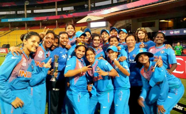 महिला क्रिकेटर होंगी मालामाल, बिग बैश जैसे टूर्नामेंट में खेलने की इजाजत दे सकता है BCCI