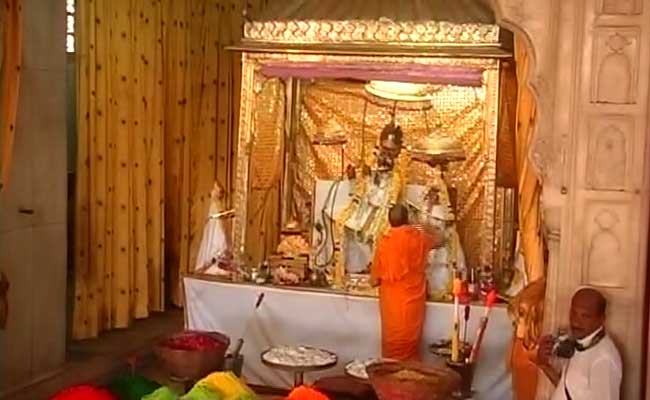 The Many Traditions Of Holi In Jaipur