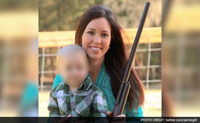 US Gun-Loving Mom Agrees To Give Talks About Gun Safety