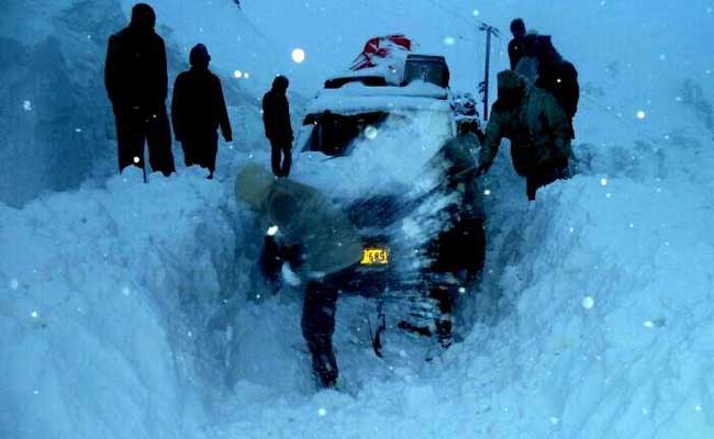 73 People Rescued After Avalanche Near LoC In Jammu And Kashmir: Army