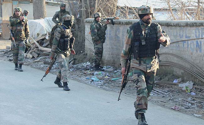 Security Forces Fire Tear Gas After Clashes In Jammu and Kashmir