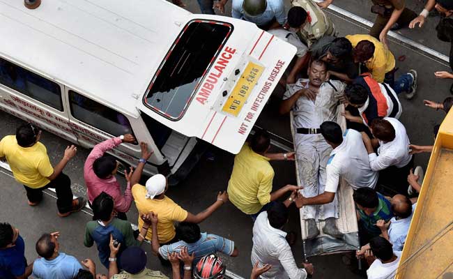 5 Policemen Trapped In Kiosk Under Kolkata Flyover Are Alive, Given Water