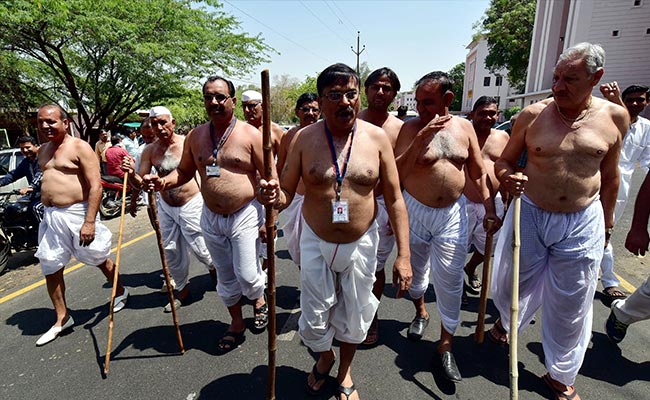 Congress Lawmaker's Unique 'Dhoti' Protest Causes Uproar In Madhya Pradesh Assembly