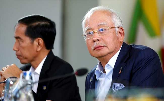 New Malaysia Security Law Debuts As PM Fights Critics