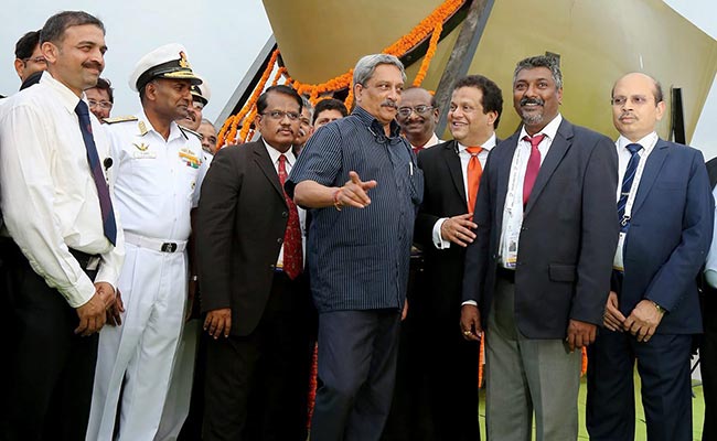 Manohar Parrikar Flags Off First Indigenous Sonar Dome