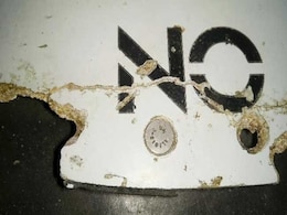 मॉरीशस में मिला पंख का टुकड़ा 239 यात्रियों के साथ लापता हुए विमान MH370 का ही मॉरीशस में मिला पंख का टुकड़ा 239 यात्रियों के साथ लापता हुए विमान MH370 का ही