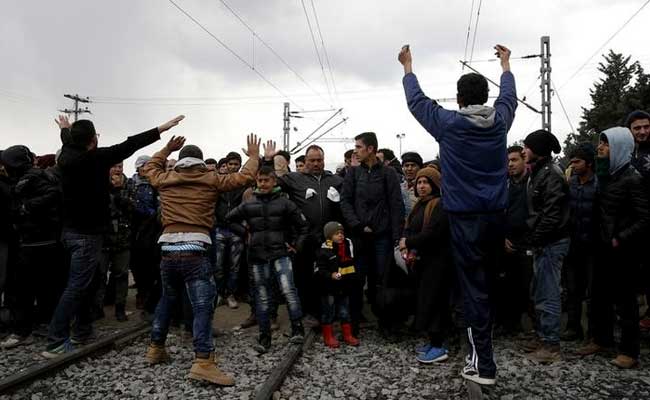 Migrants Protest To Be Let Through Greek-Macedonian Border