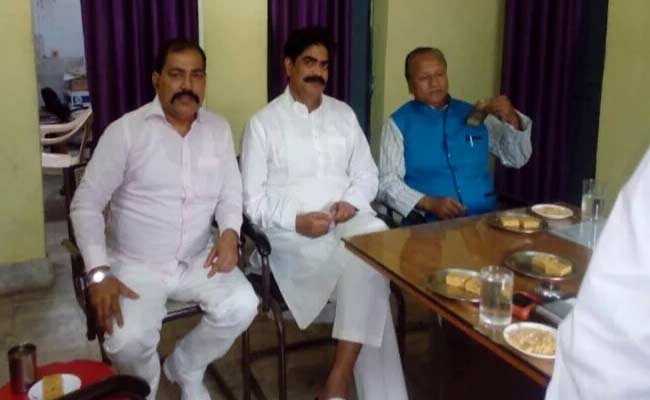 Bihar Minister Meets Convicted Politician In Jail. So What, Says Lalu Prasad