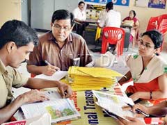 A For Auto, M For Marathi: Jittery Auto Drivers In Mumbai Turn to Std V Marathi Textbooks