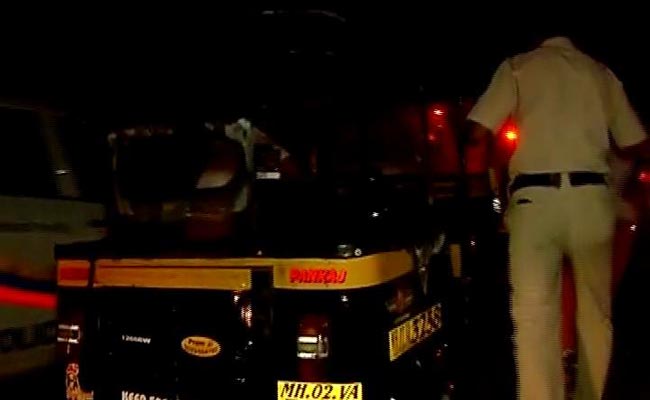 Day After Raj Thackeray's Hate Speech, Auto Rickshaw Set Ablaze In Mumbai
