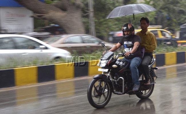 March Rains Take Mumbaikars By Pleasant Surprise