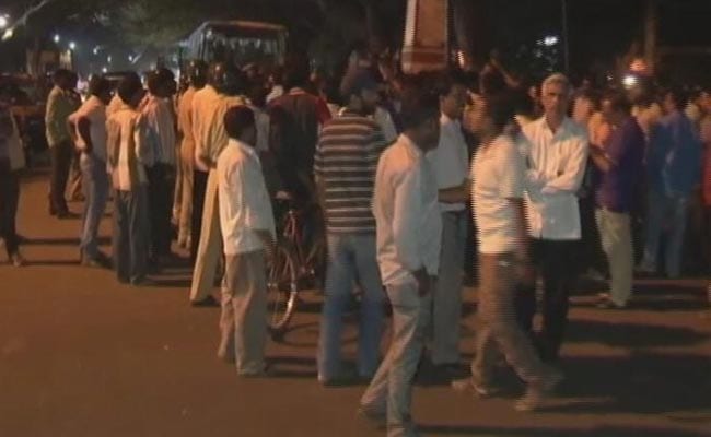 Bandh In Mysore After BJP Worker Is Murdered At Tea Stall