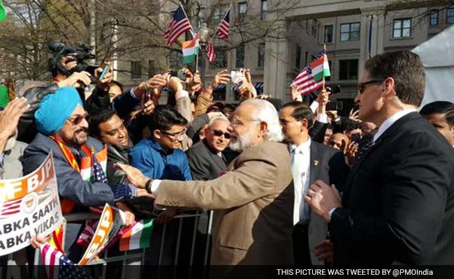 In Washington For Nuclear Security Summit, PM Modi Meets Expat Indians