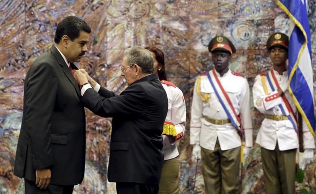 Cuba Honors Venezuelan President With Medal Ahead Of Barack Obama's Visit