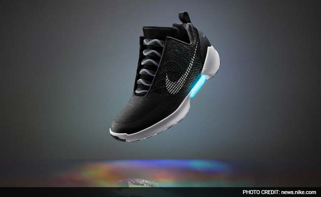 Self-Lacing Shoes By Nike, 20 Years After 'Back To The Future'