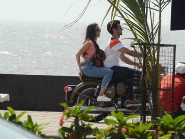 Shraddha, Aditya's <I>Aashiqui</i> and a Bike Ride on <I>OK Jaanu</i> Sets