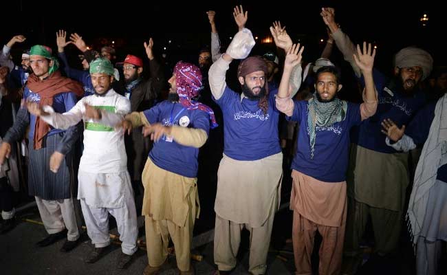 Pakistan Protesters Refuse To End Islamabad Sit-In