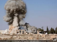 Mass Grave Of Victims Of IS Found In Syria's Palmyra