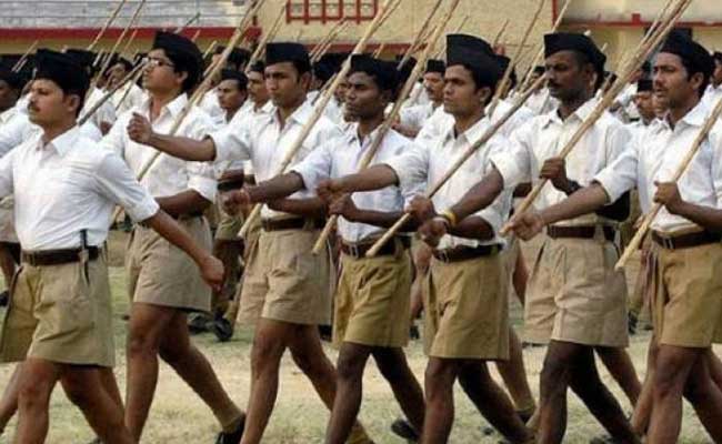 आरएसएस और बीजेपी मिलकर राष्ट्रीय प्रतीकों का अपमान कर रहे हैं : कांग्रेस