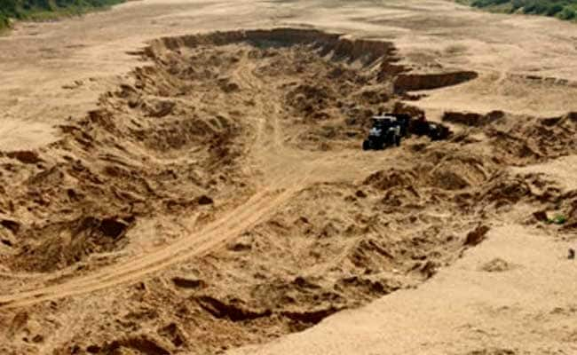 Congress Leader Threatens Madhya Pradesh Officer In Sand Mining Row