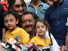 Sanjay Dutt's Book Salaakhen Will Have 500 <i>Sher</i> He Wrote in Jail