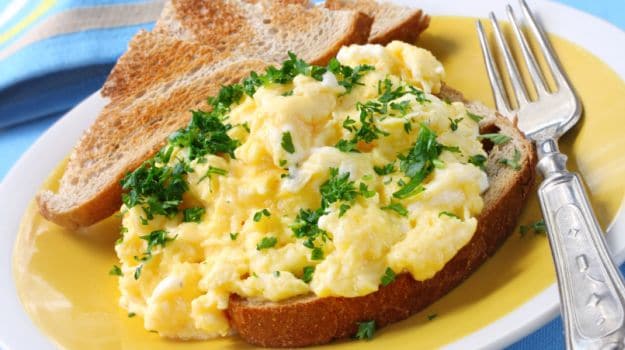 Milk vs Water: What Gets You Perfect Scrambled Eggs Texture? Milk vs Water: What Gets You Perfect Scrambled Eggs Texture?