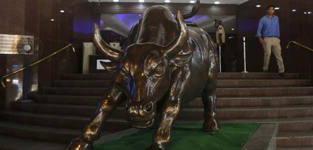 Traders linked Wednesday's rally to global cues and hopes of better monsoon rains