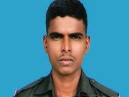 Body Of Soldier Found Buried In Snow After Avalanche In Kargil Body Of Soldier Found Buried In Snow After Avalanche In Kargil