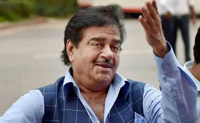 Shatrughan Sinha Dismisses Reports He Said 'Stop Threatening, Expel Me'