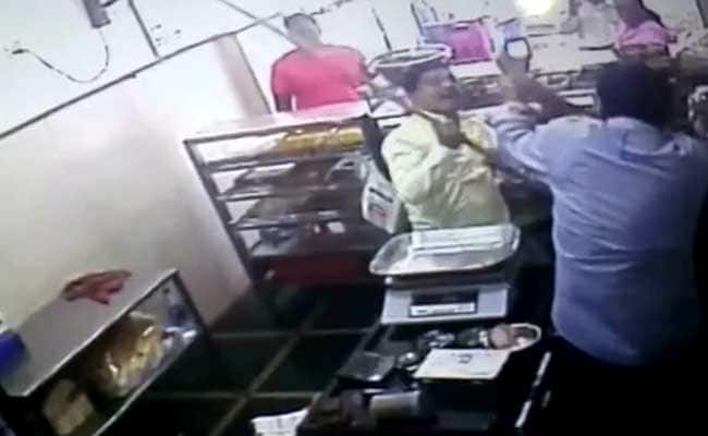 Shiv Sena Sacks Party Worker For Hitting Shopkeeper