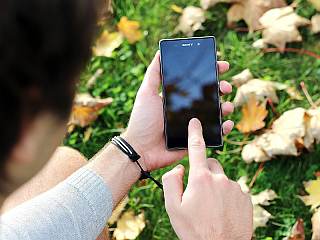 पुराने एंड्रॉयड फोन में इन नुस्खों से डालें नई जान