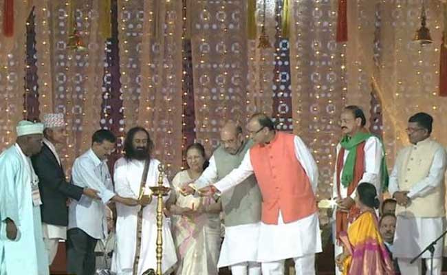 BJP Leaders Slam Opposition Sri Sri Fest, Say It Has Sent Positive Message