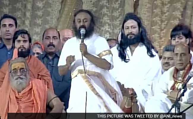 Mahesh Sharma Hails Sri Sri Ravi Shankar For Organising World Culture Festival