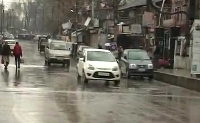 Jammu Records 40.2 Degrees Celsius As Srinagar Faces Rain