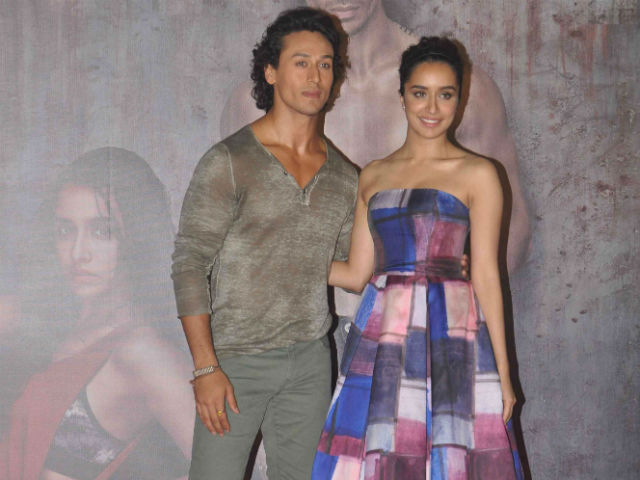 Tiger Shroff is a 'Fan' of Shraddha. Romancing Her in <I>Baaghi</i> Was 'Easy'