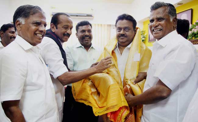 Tamil Nadu Polls: Rebellion In DMDK, Vijayakanth Expels 10 Functionaries