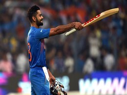 वर्ल्ड टी-20 : 136 के औसत से 273 रन बनाकर 'मैन ऑफ द टूर्नामेंट' बने विराट कोहली वर्ल्ड टी-20 : 136 के औसत से 273 रन बनाकर 'मैन ऑफ द टूर्नामेंट' बने विराट कोहली