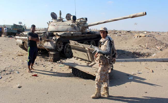 Houthis, Saudis Discuss Ending Yemen War, Sources Say